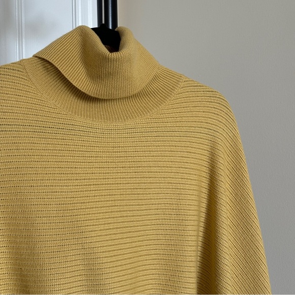 Wilfred Free Lolan Sweater - Picture 2 of 5